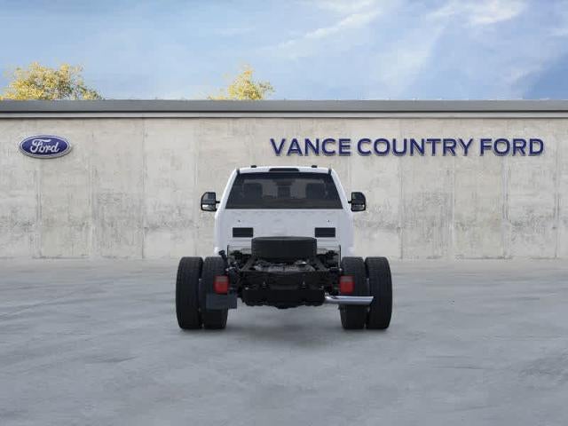 2025 Ford Super Duty F-550 DRW F-550® XL