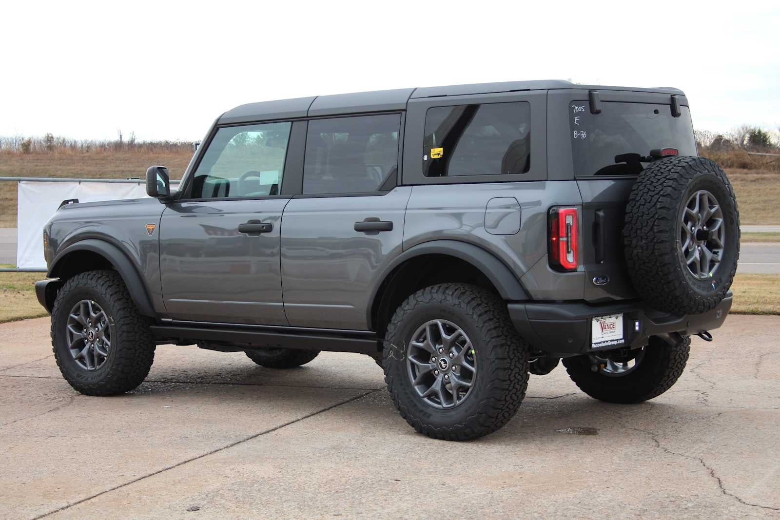 2025 Ford Bronco Badlands