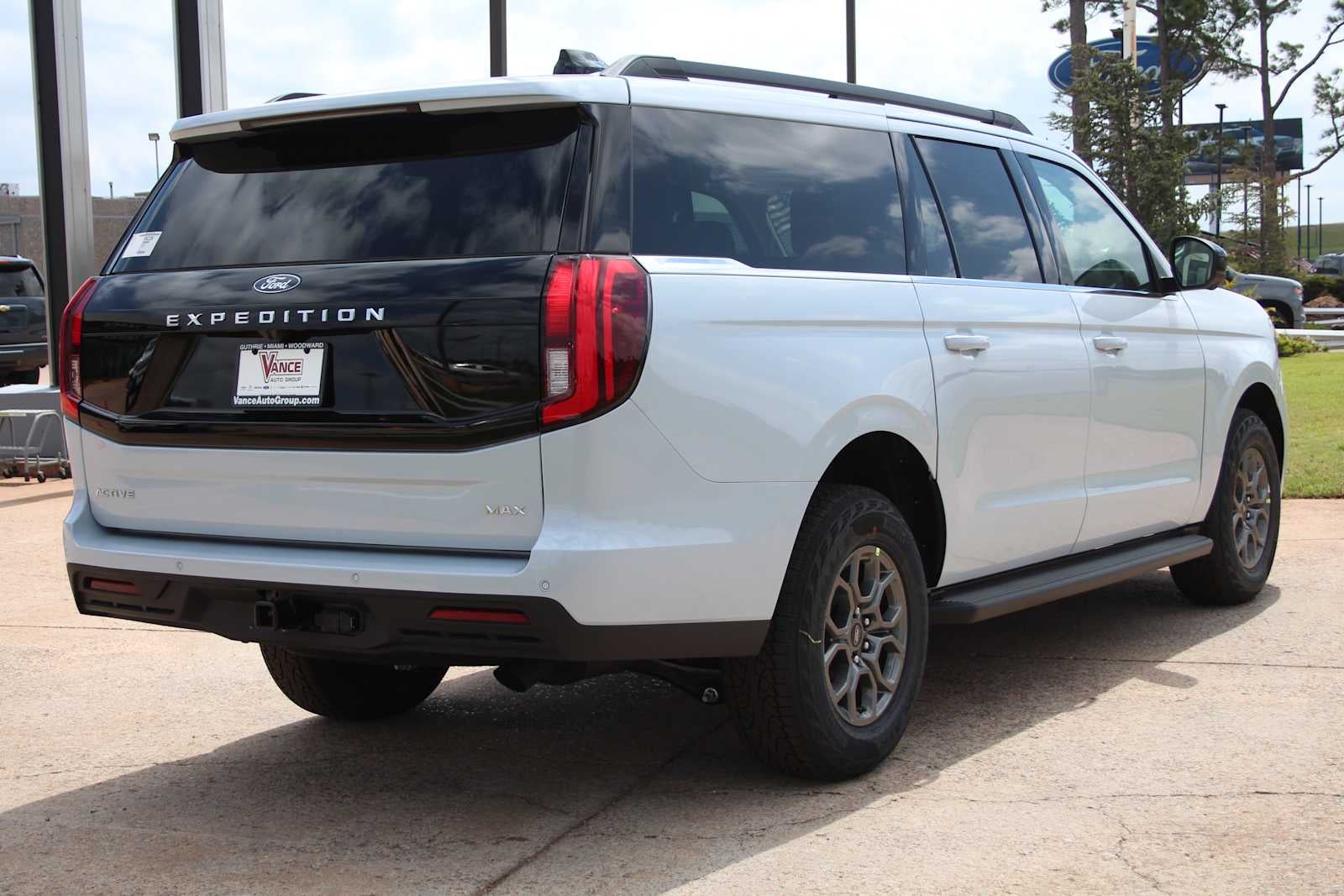 2026 Ford Expedition Max Active