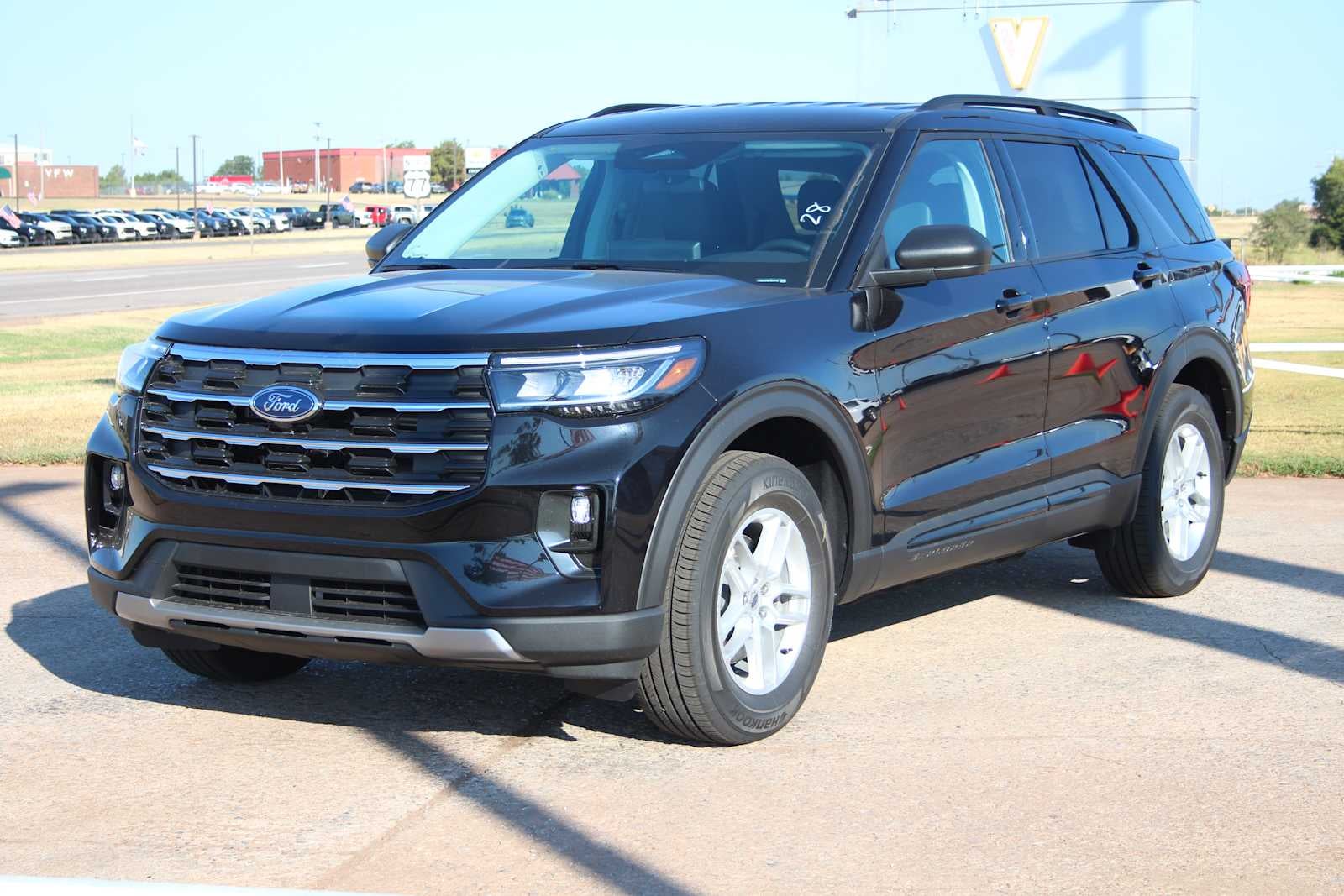 2026 Ford Explorer Active w/200A Pkg