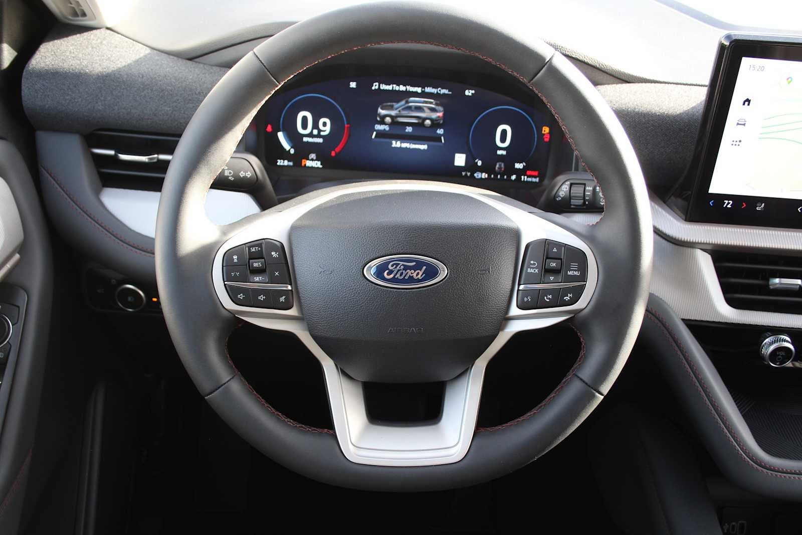 2026 Ford Explorer Active w/200A Pkg