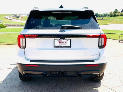 2025 Ford Explorer ST-Line