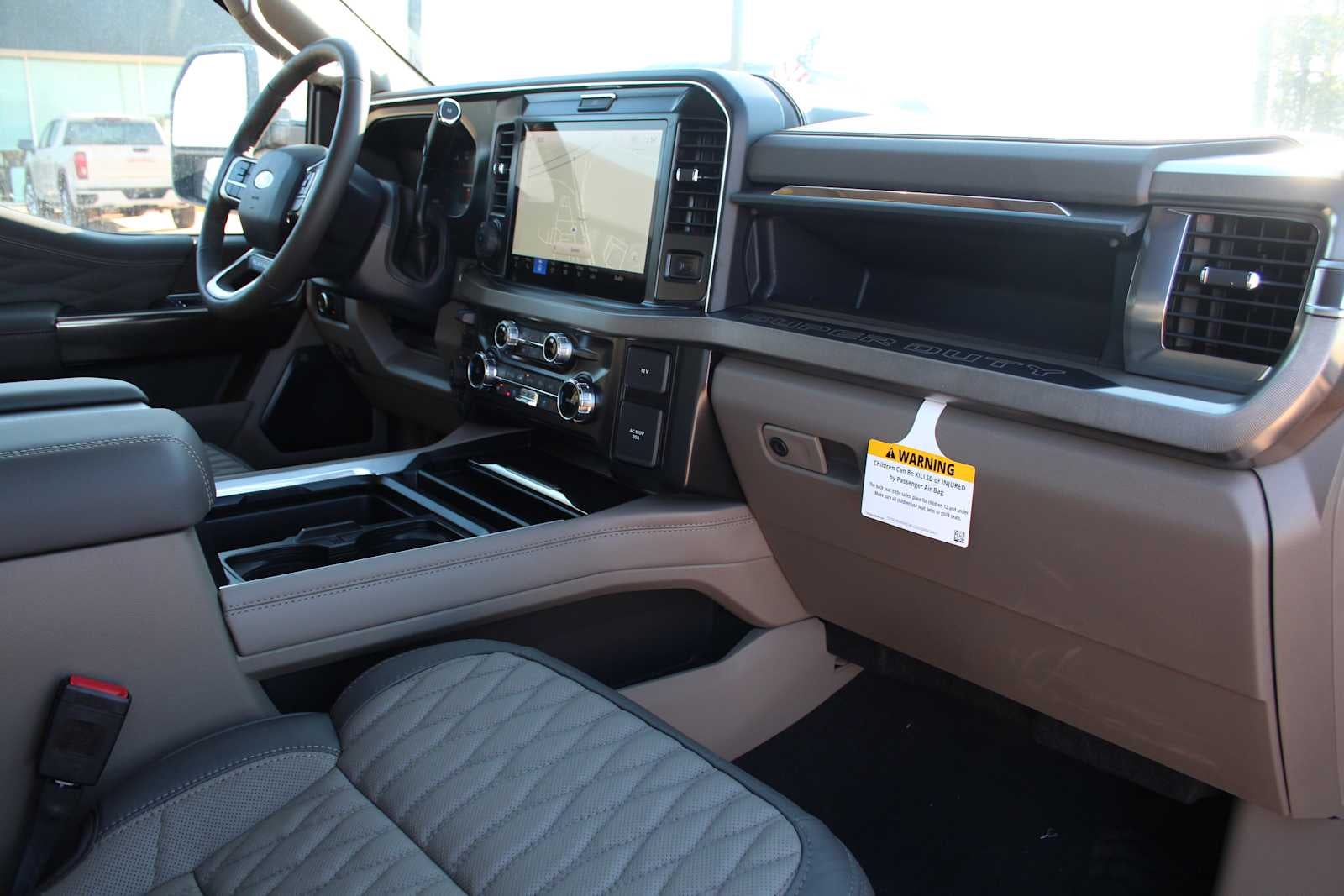 2026 Ford Super Duty F-250 SRW Platinum