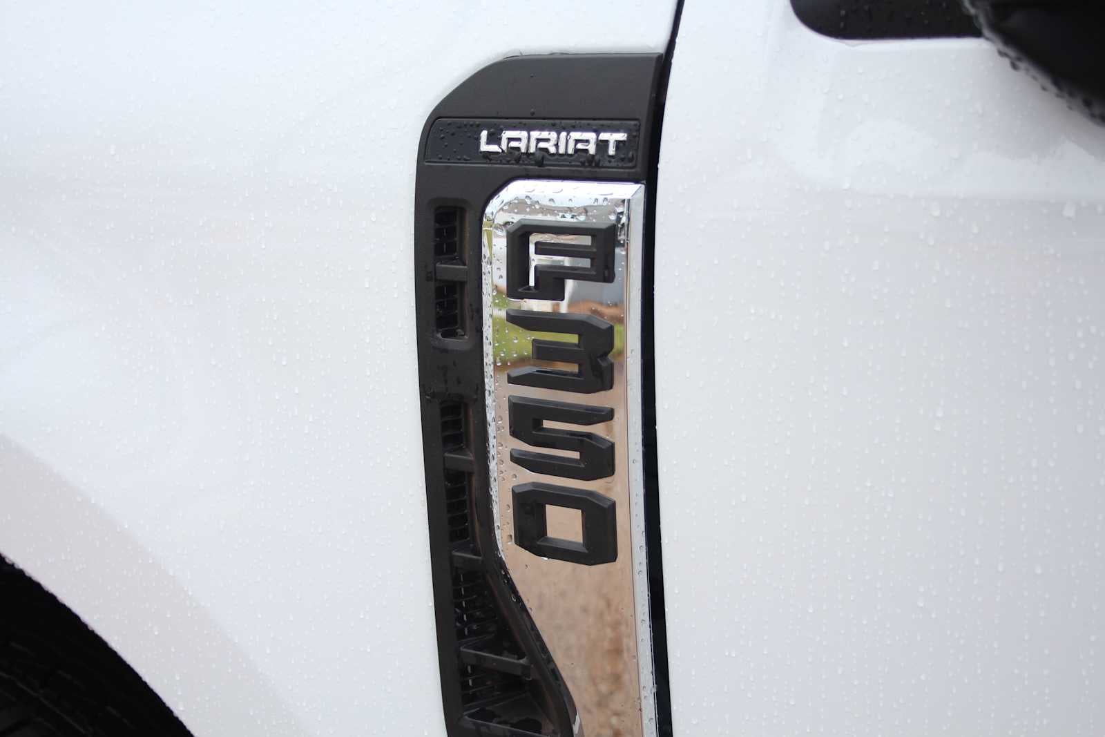 2026 Ford Super Duty F-350 SRW LARIAT