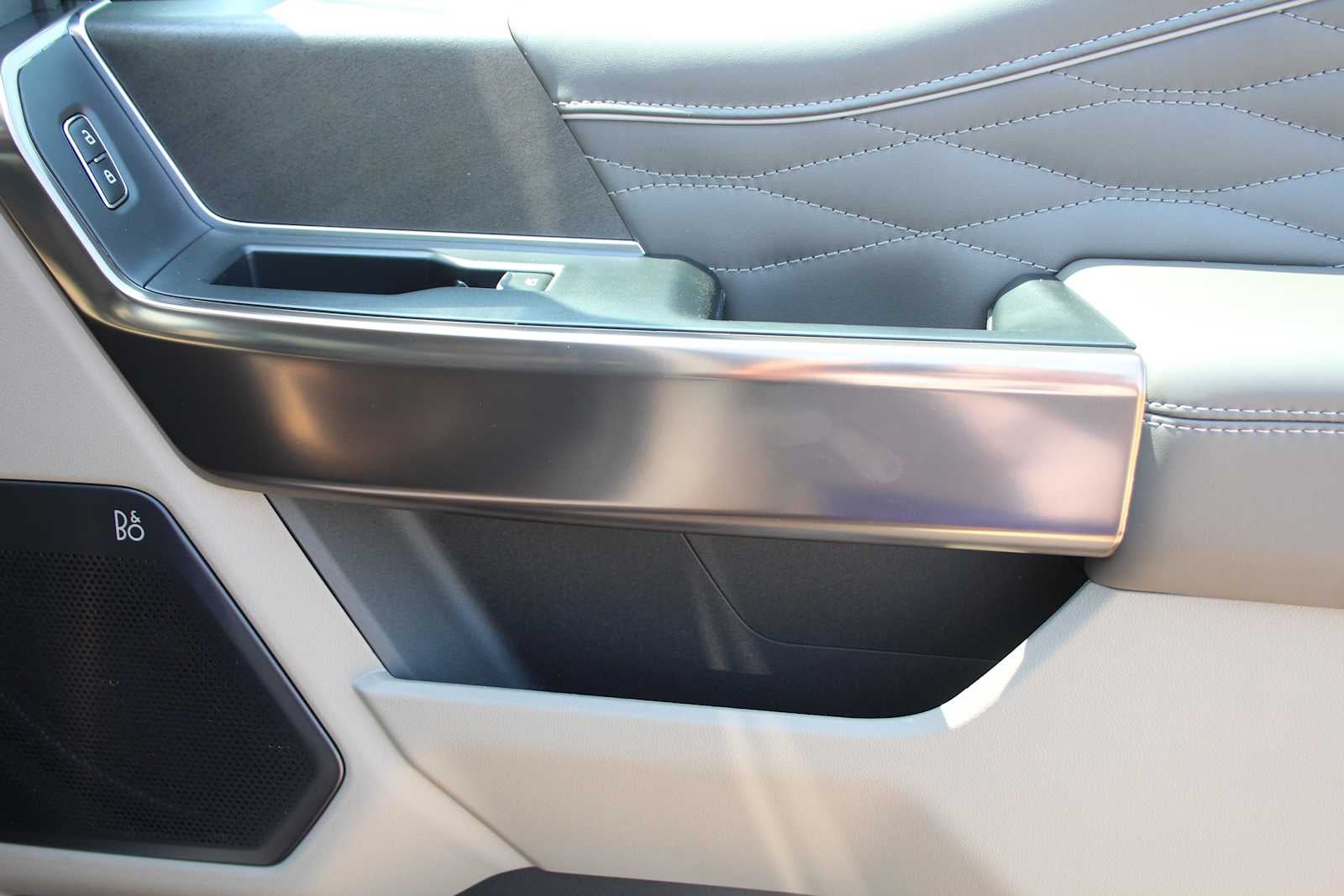 2026 Ford Super Duty F-350 DRW Pickup Platinum