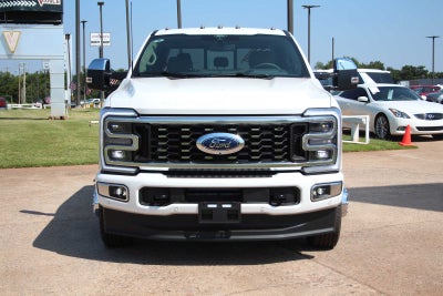 2026 Ford Super Duty F-350 DRW Pickup Platinum