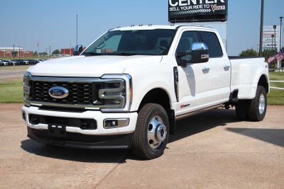 2026 Ford Super Duty F-350 DRW Pickup Platinum