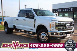2025 Ford Super Duty F-350 DRW Pickup XLT