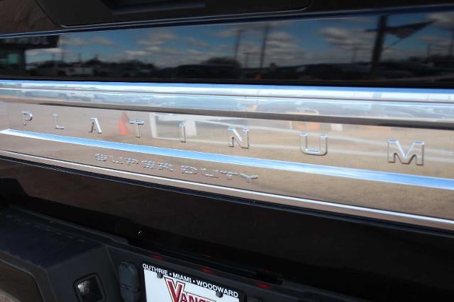 2022 Ford Super Duty F-350 DRW Platinum
