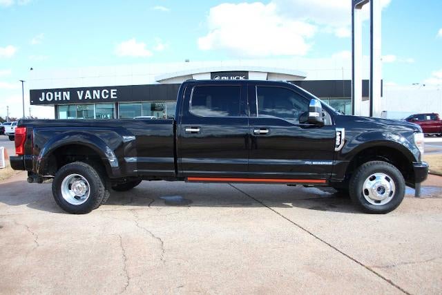 2022 Ford Super Duty F-350 DRW Platinum