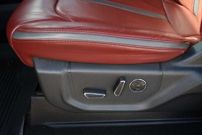 2022 Ford Super Duty F-350 DRW Platinum