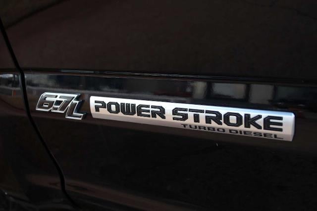 2022 Ford Super Duty F-350 DRW Platinum