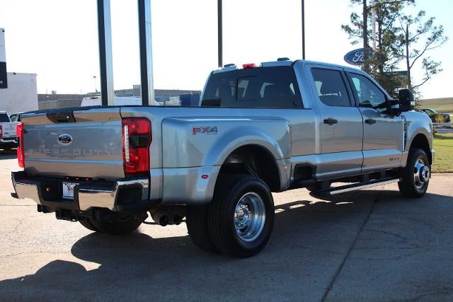 2024 Ford Super Duty F-350 DRW Pickup XLT