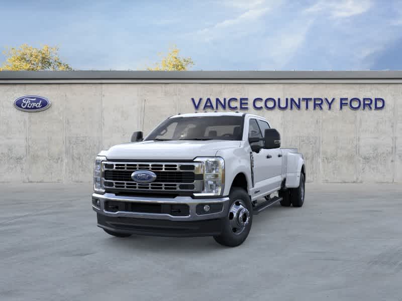 2026 Ford Super Duty F-350 DRW Pickup XLT