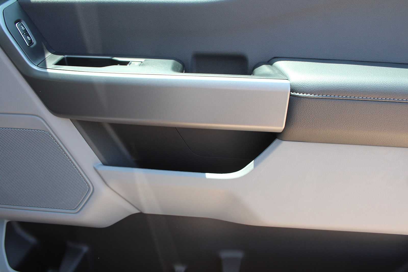 2026 Ford Super Duty F-350 DRW Pickup XLT