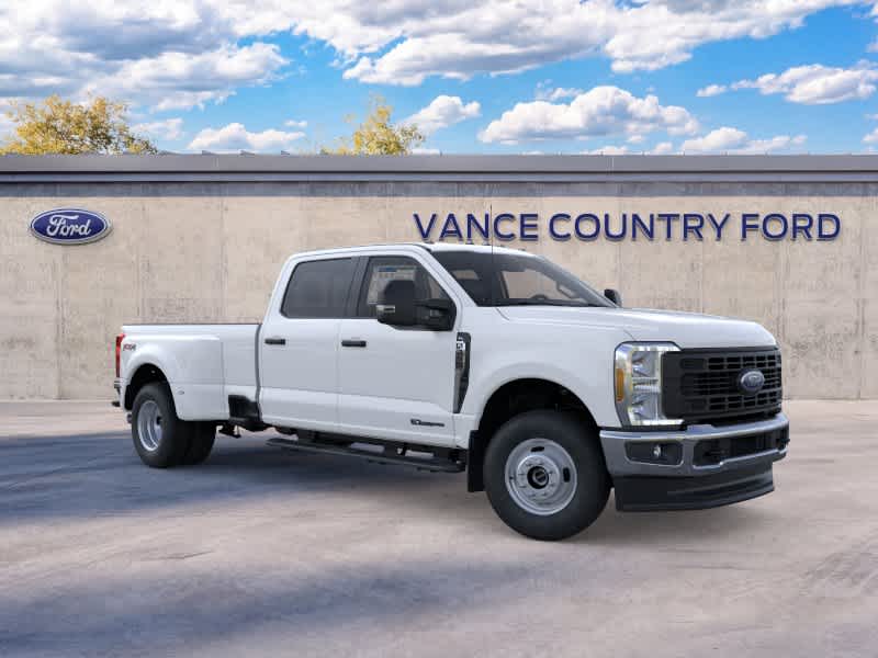 2026 Ford Super Duty F-350 DRW Pickup XL