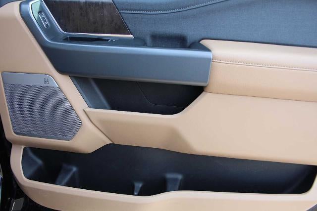 2024 Ford Super Duty F-350 DRW LARIAT