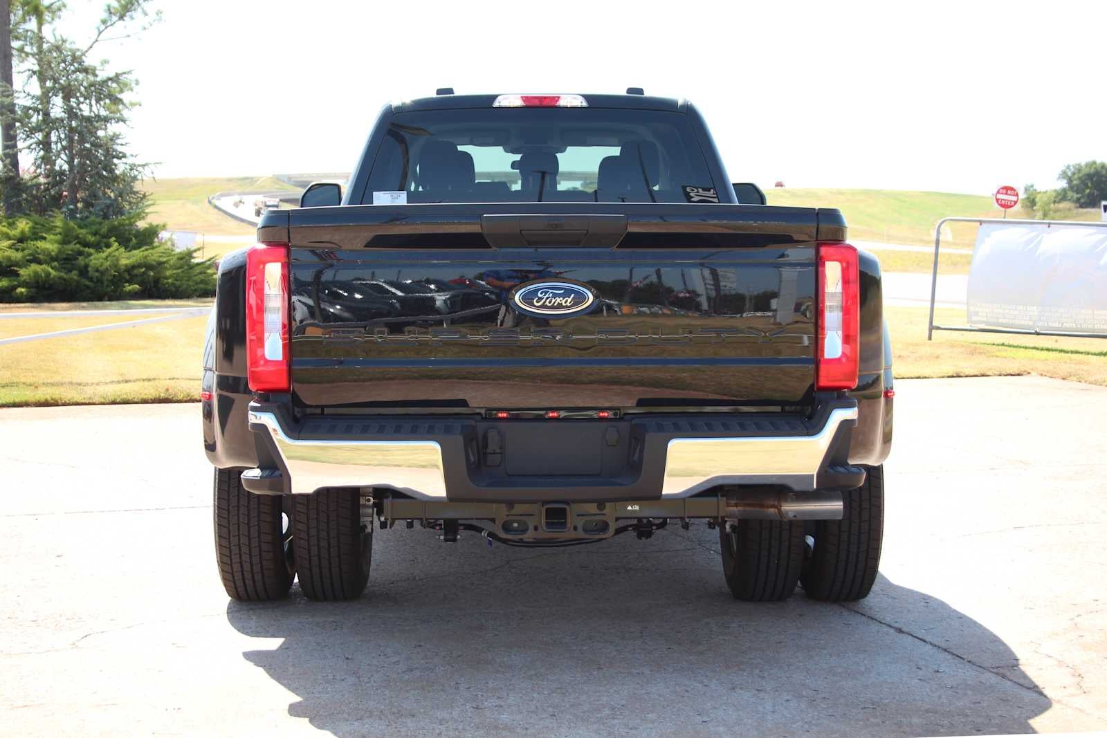 2026 Ford Super Duty F-350 DRW Pickup XLT