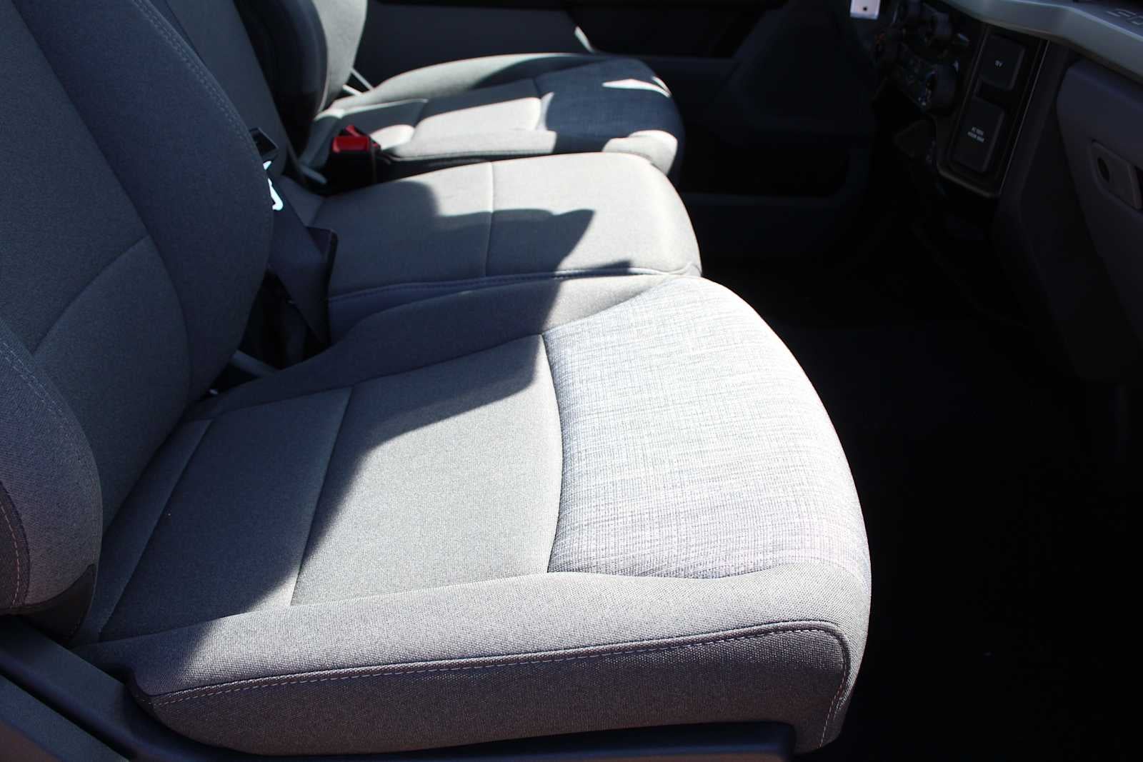 2026 Ford Super Duty F-350 DRW Pickup XLT