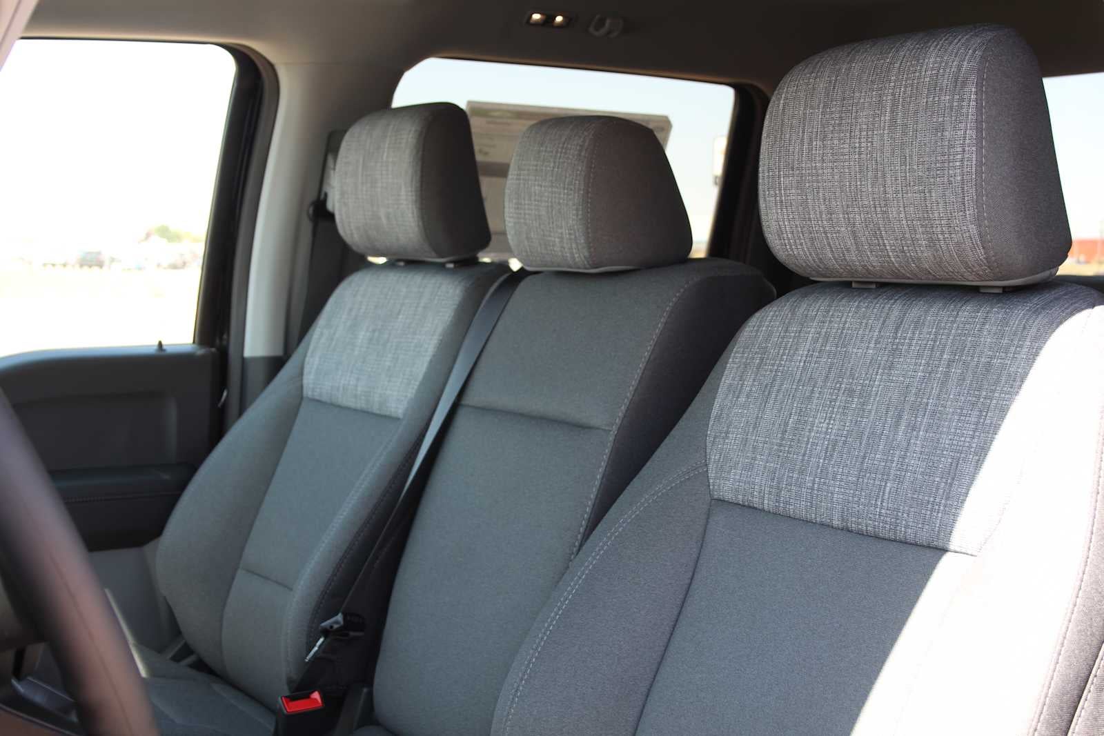 2026 Ford Super Duty F-350 DRW Pickup XLT