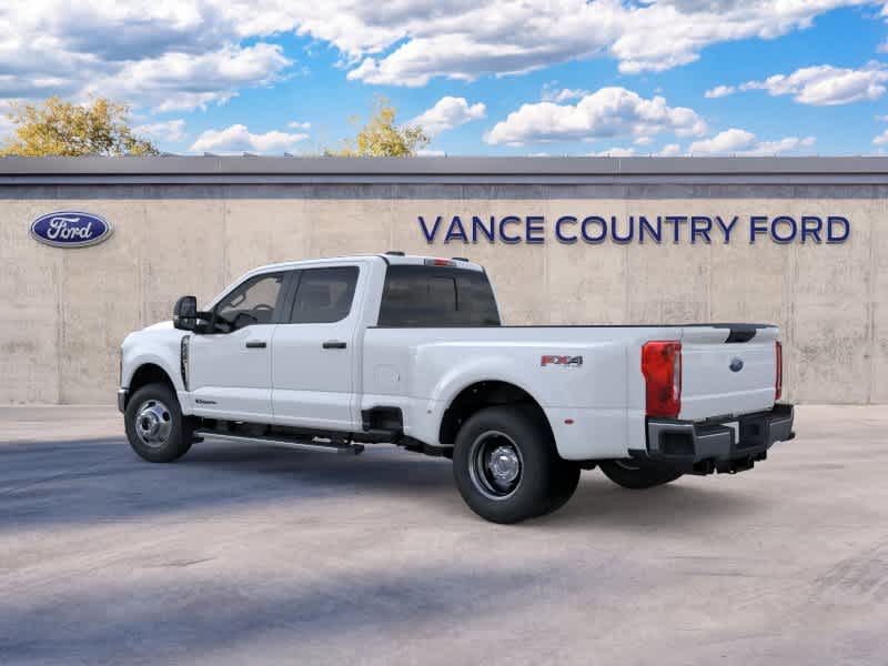 2026 Ford Super Duty F-350 DRW Pickup XLT