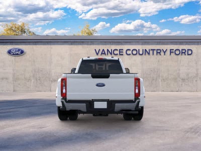 2026 Ford Super Duty F-350 DRW Pickup XLT