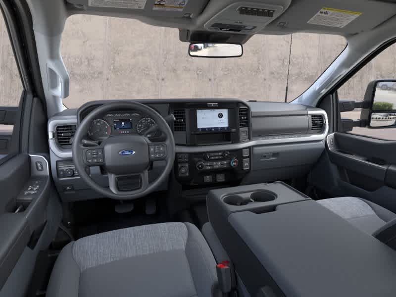 2026 Ford Super Duty F-350 DRW Pickup XLT