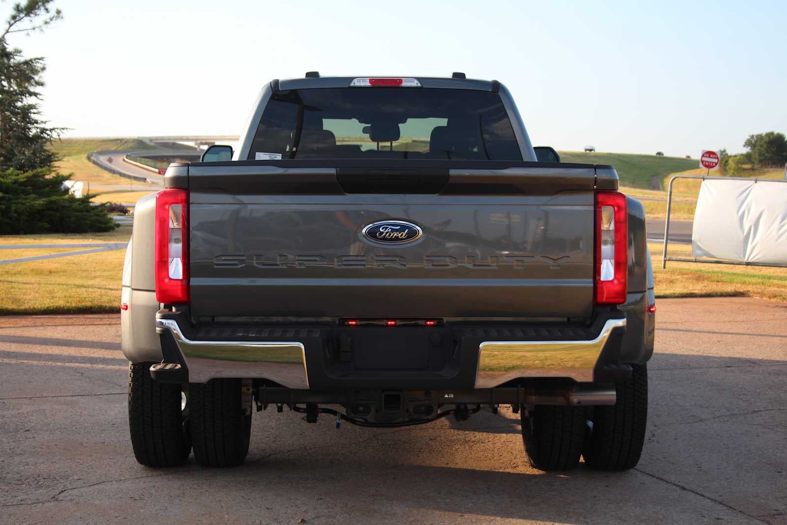2026 Ford Super Duty F-350 DRW Pickup XLT