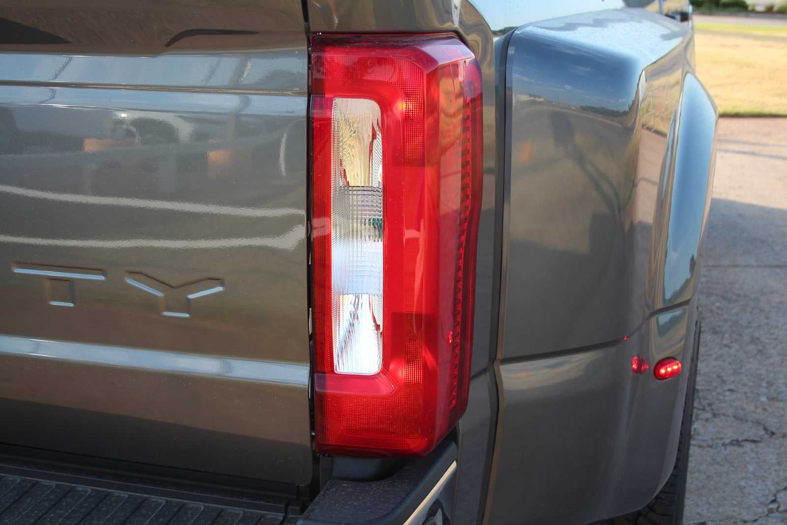 2026 Ford Super Duty F-350 DRW Pickup XLT