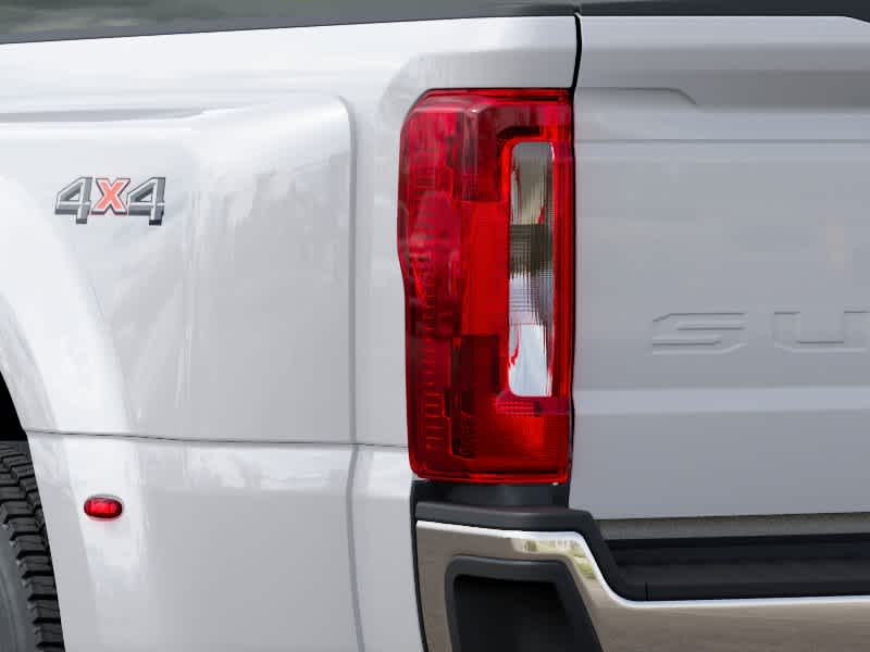 2027 Ford Super Duty F-450 Pickup XL