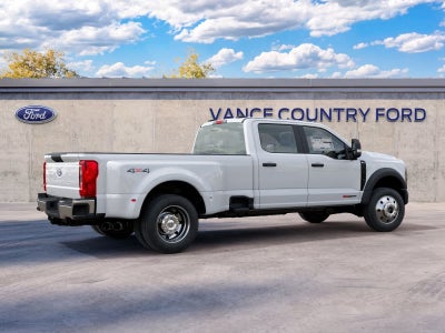 2027 Ford Super Duty F-450 Pickup XL