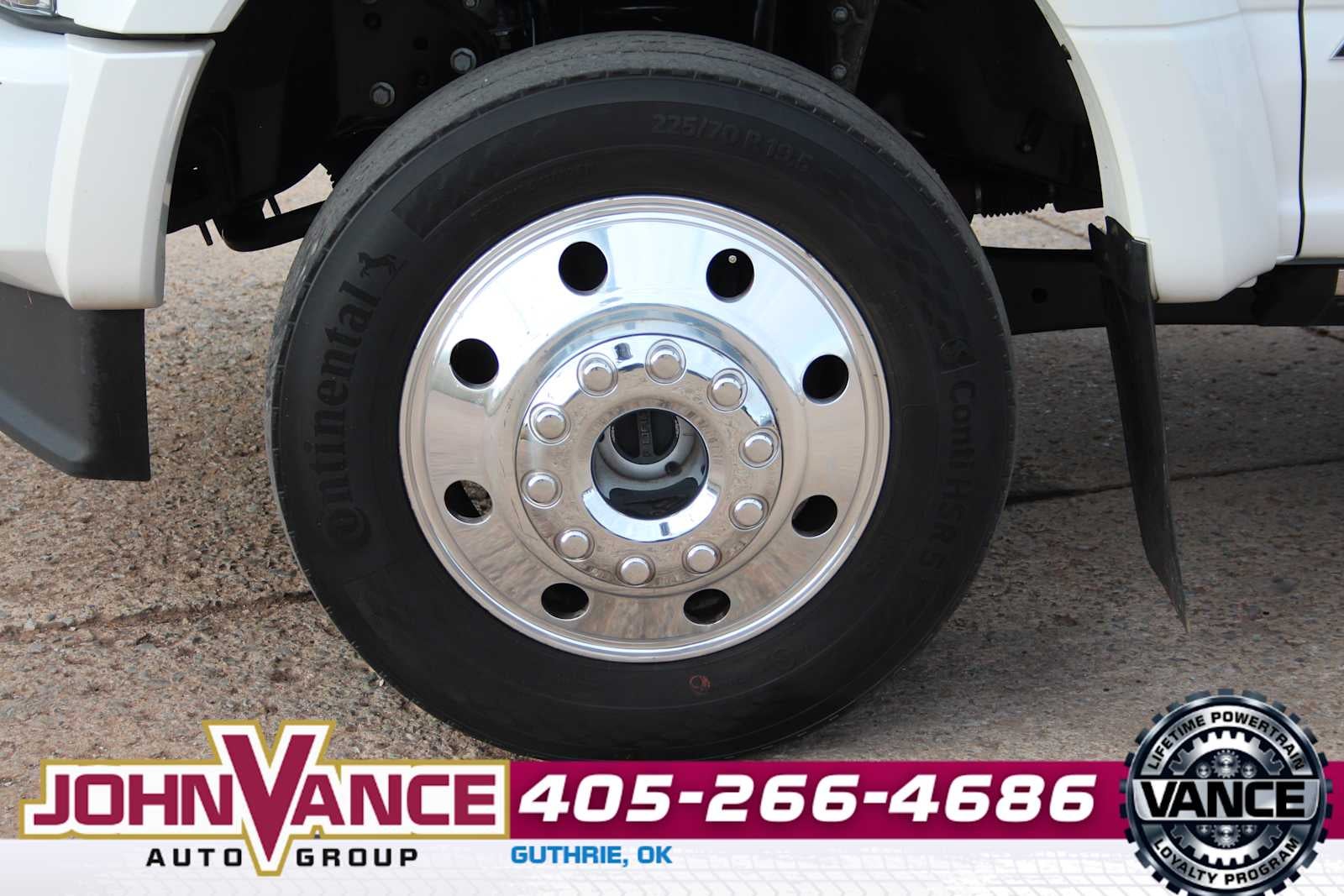 2022 Ford Super Duty F-450 DRW Platinum