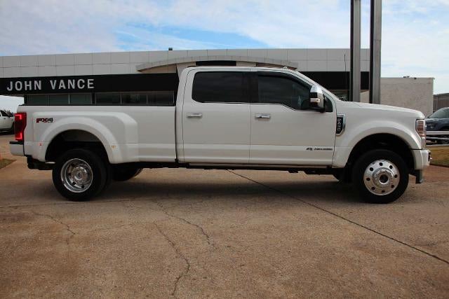 2022 Ford Super Duty F-450 DRW Platinum