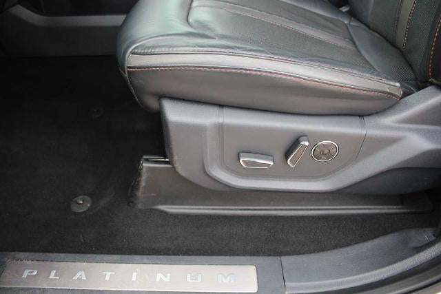 2022 Ford Super Duty F-450 DRW Platinum