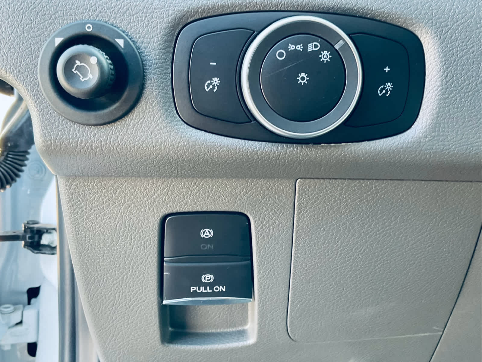 2025 Ford Transit Base