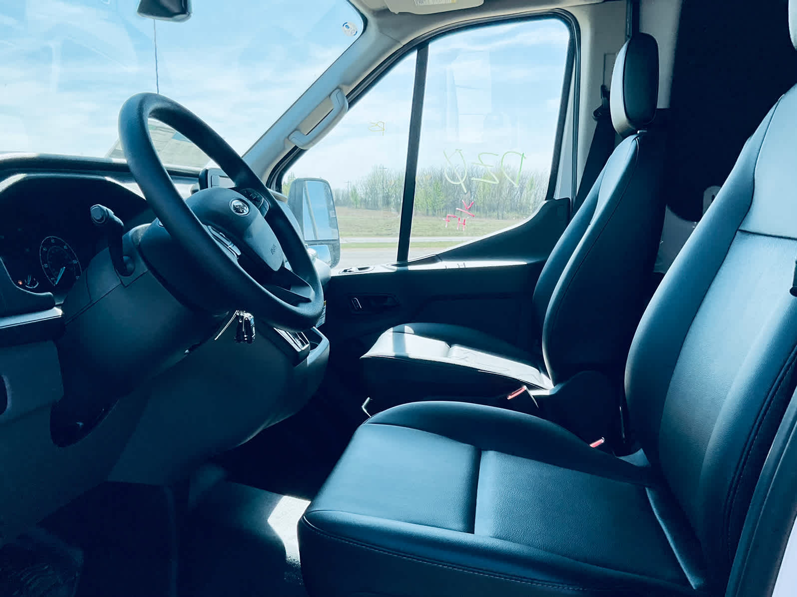 2025 Ford Transit Base