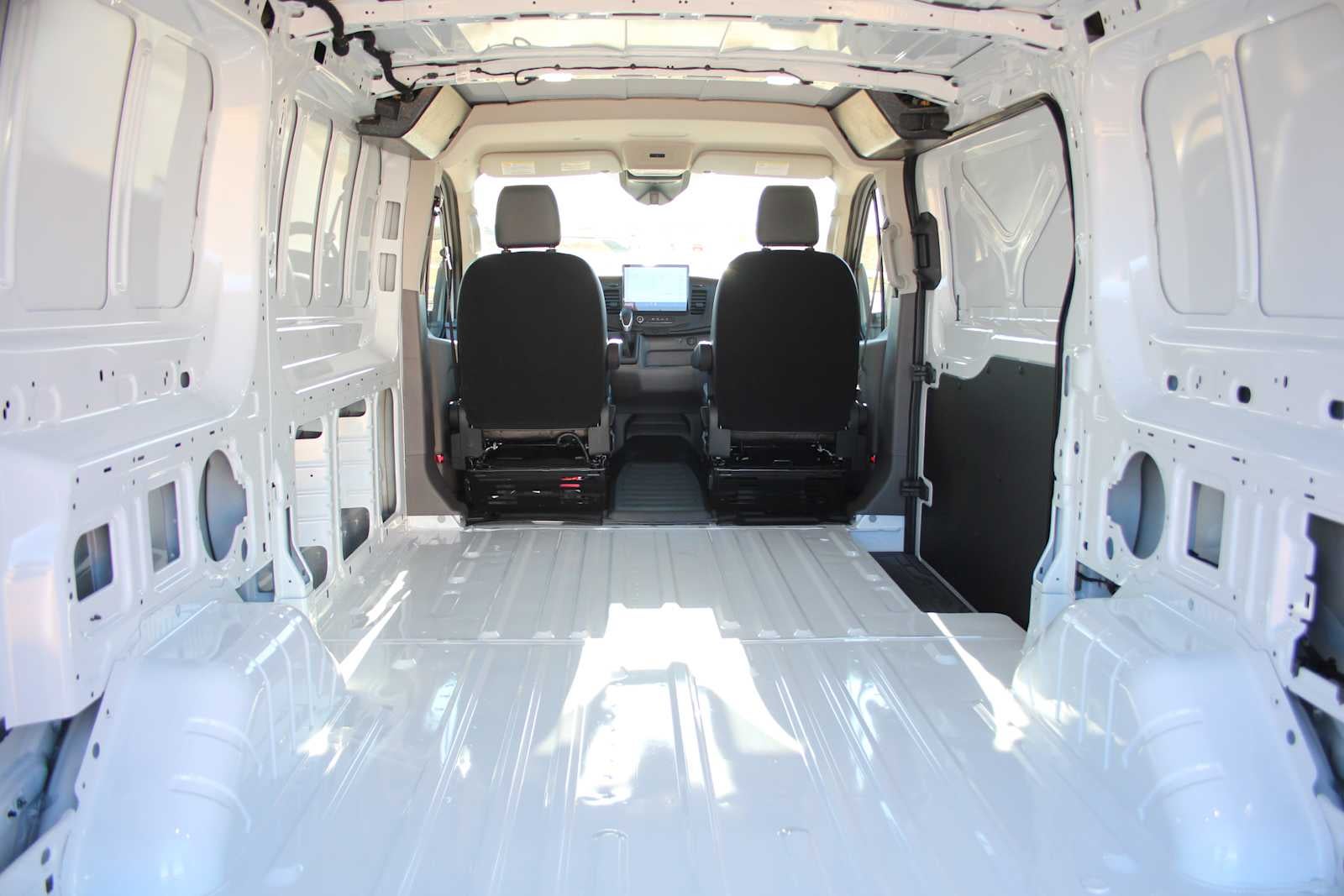 2024 Ford Transit Base