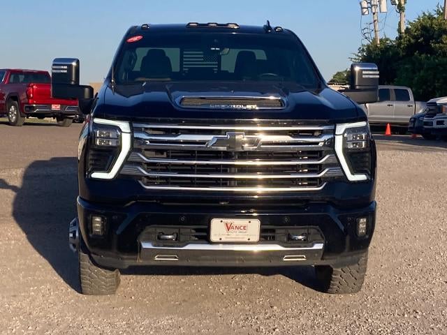 2025 Chevrolet Silverado 3500HD High Country
