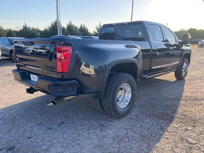 2025 Chevrolet Silverado 3500HD High Country
