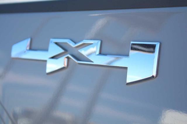 2025 GMC Sierra 2500HD Pro