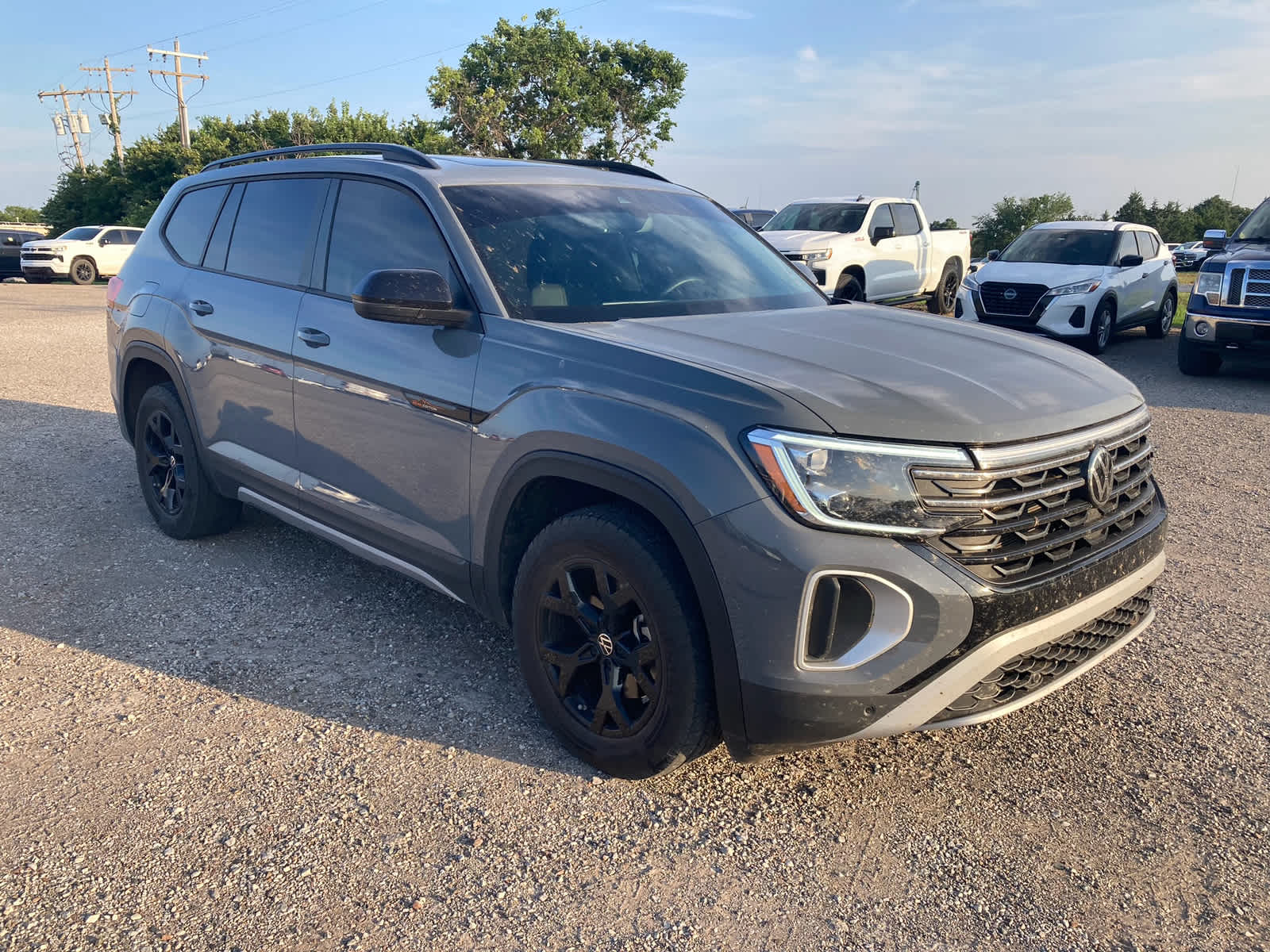 2024 Volkswagen Atlas 2.0T Peak Edition SE w/Technology