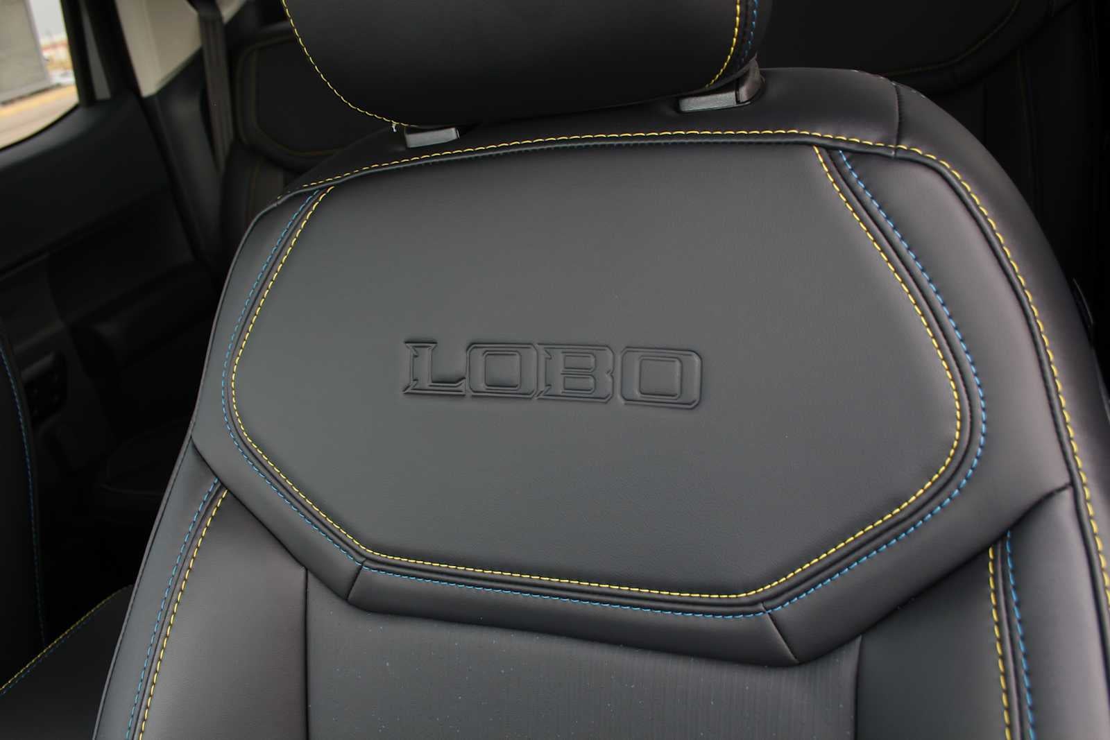 2026 Ford Maverick Lobo Standard